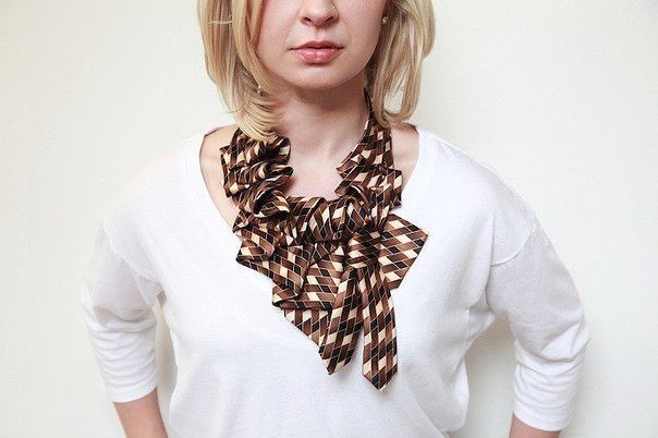 Оригинальные идеи из галстуков