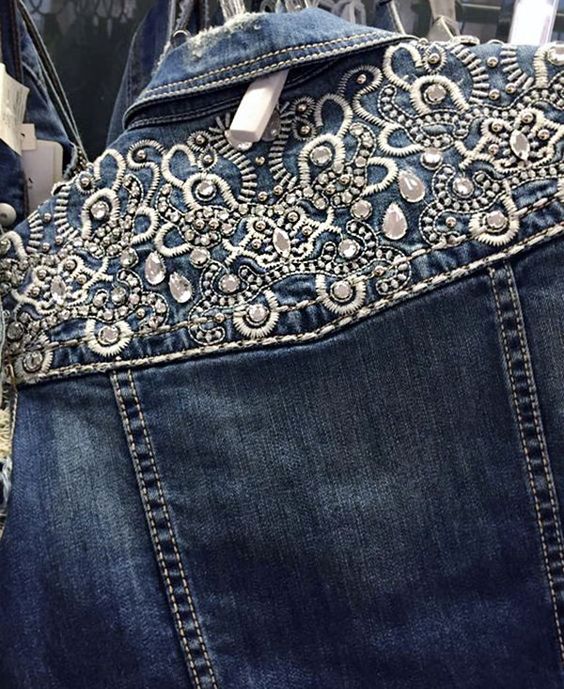 Идеи эффектного оформления спинки джинсовой куртки