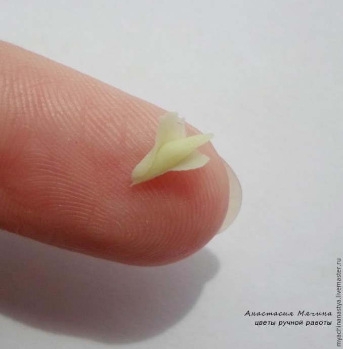 Лепка клевера из полимерной глины