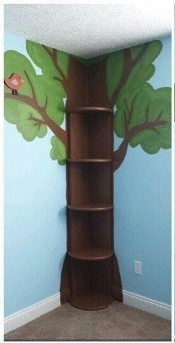 ​Необычная книжная полка