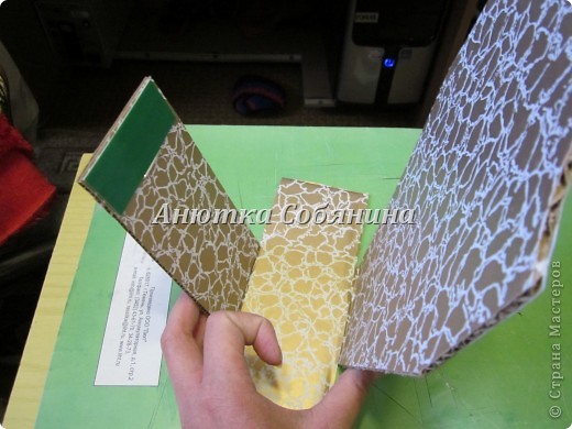 Держатель для бус