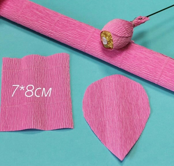 Цветок с конфетой: мастер-класс Цветок с конфетой: мастер-класс