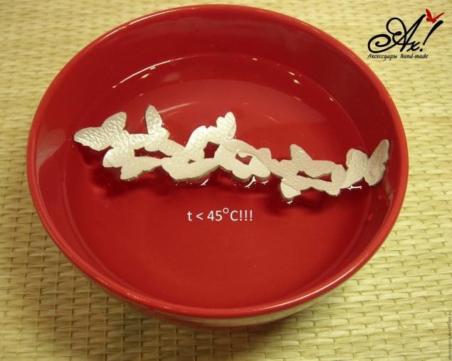 Бабочки на руке