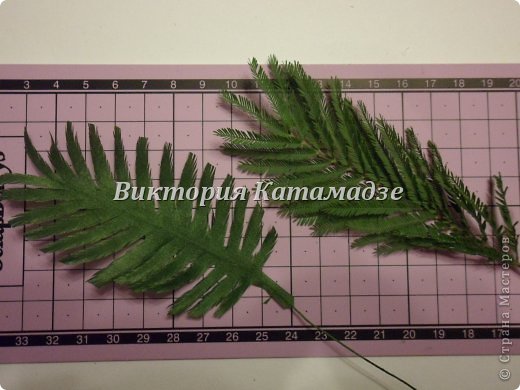 Мимоза из пенополистирола, манной крупы, шерсти и шелка