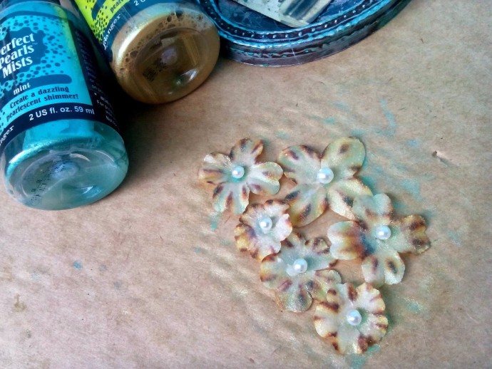 Фоторамка из пластиковой крышки Фоторамка из пластиковой крышки