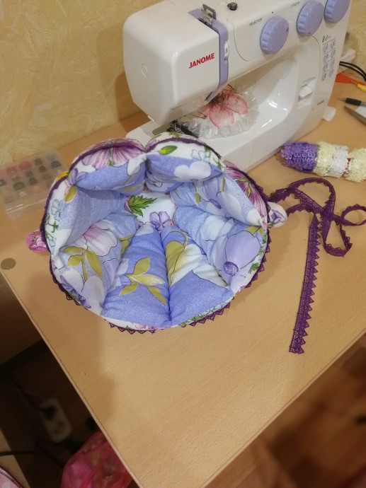 Интересные идеи грелок на чайники