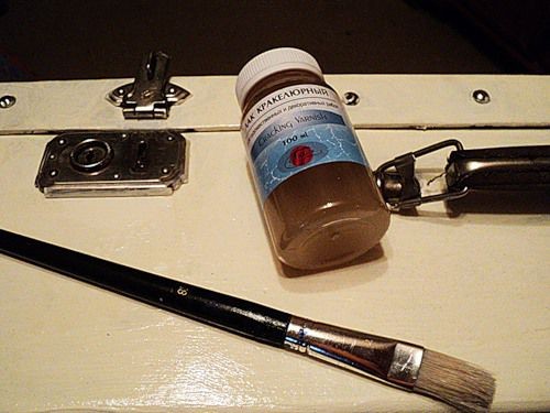 Декорируем старый чемодан