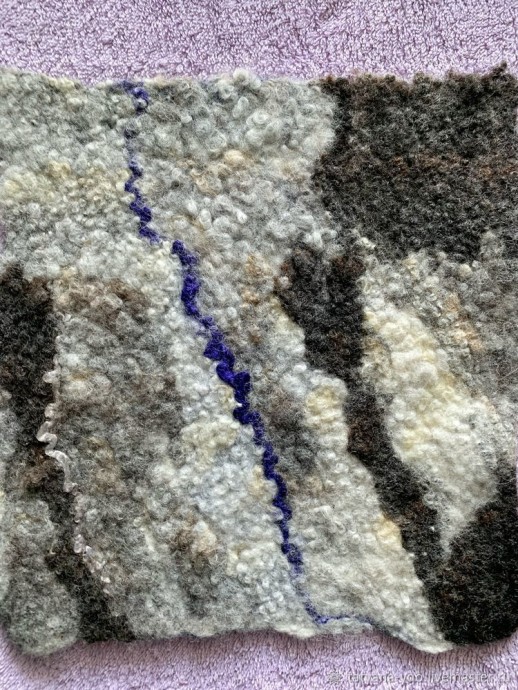 Валяем образец с флисом Шетланда