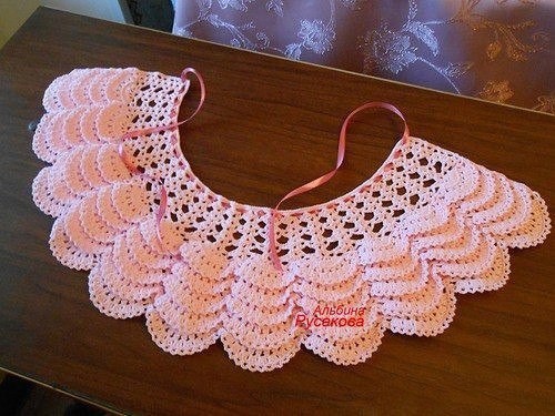 ​Пелерина с чешуйками