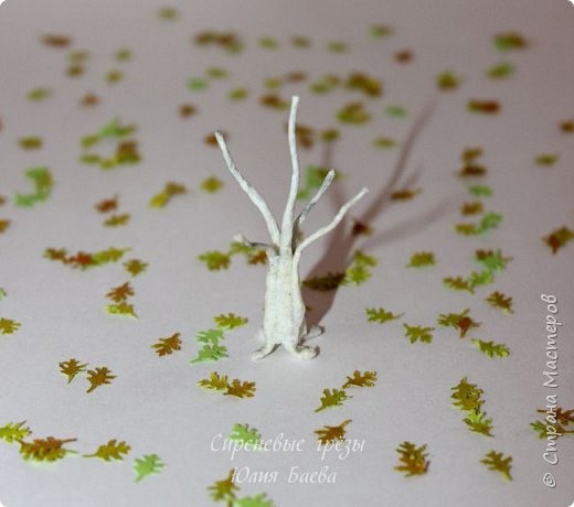 Декоративная миниатюра: осеннее дерево