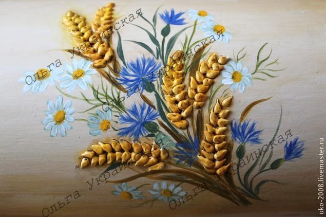 Оформление мини-комода