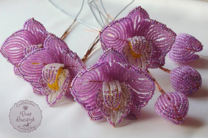Орхидея из бисера