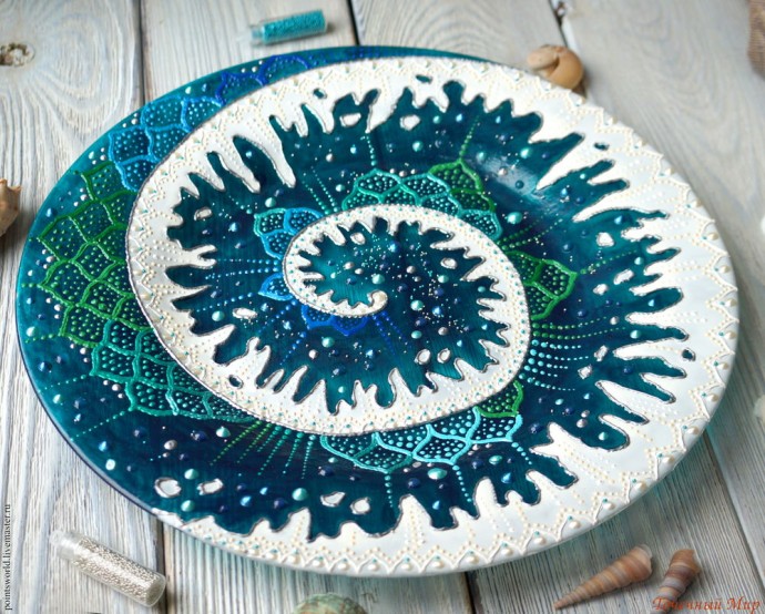 Тарелка "Морские волны"