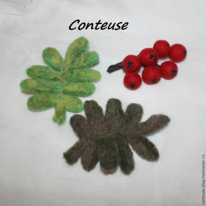 Веточка рябины из шерсти