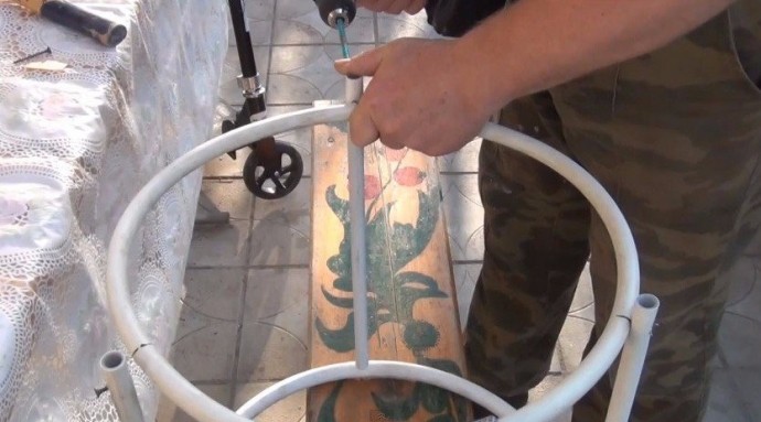 Конструкция для подвязки пионов