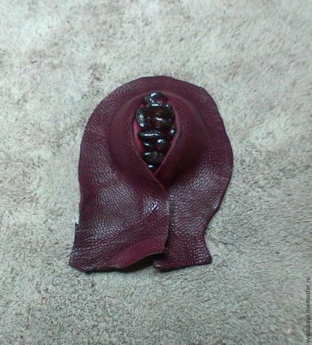 Гранат из кожи Гранат из кожи