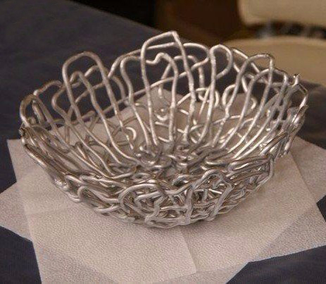 Декоративная ваза из жидких гвоздей