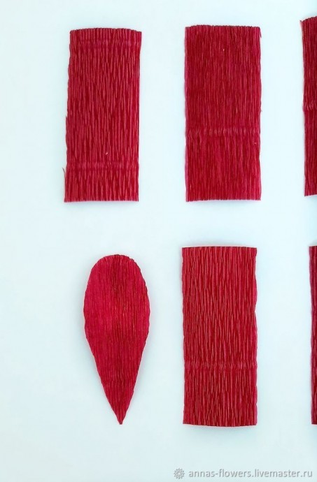 Роза из гофрированной бумаги