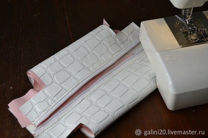 Косметичка из экокожи