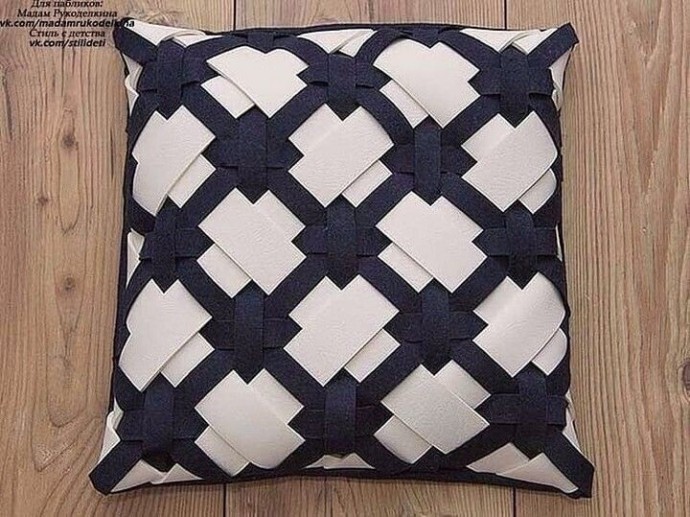 Интересная идея для интерьерной подушечки Интересная идея для интерьерной подушечки