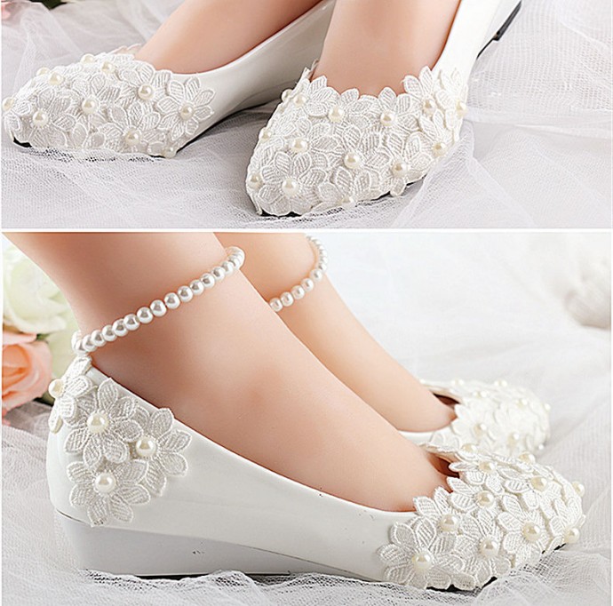 Идеи украшения праздничных туфелек кружевами