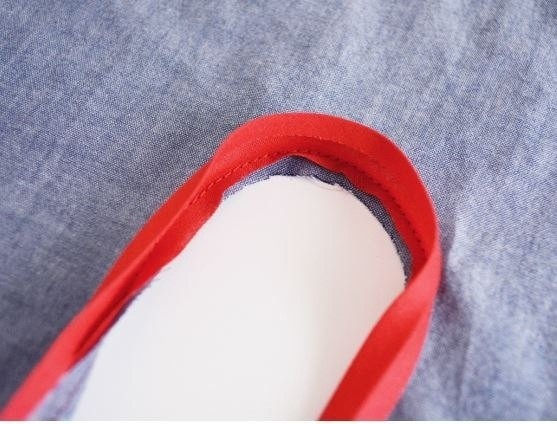 Обработка низа рукава косой бейкой с бантиком