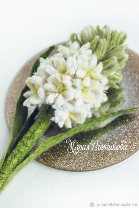 Нежные гиацинты из шерсти: весенняя красота ручной работы