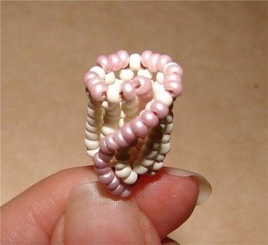 Чудесный букет роз: бисероплетение