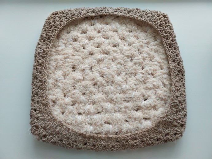 Мягкая сидушка для стула или табурета