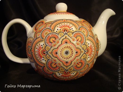 Точечная роспись заварочного чайника