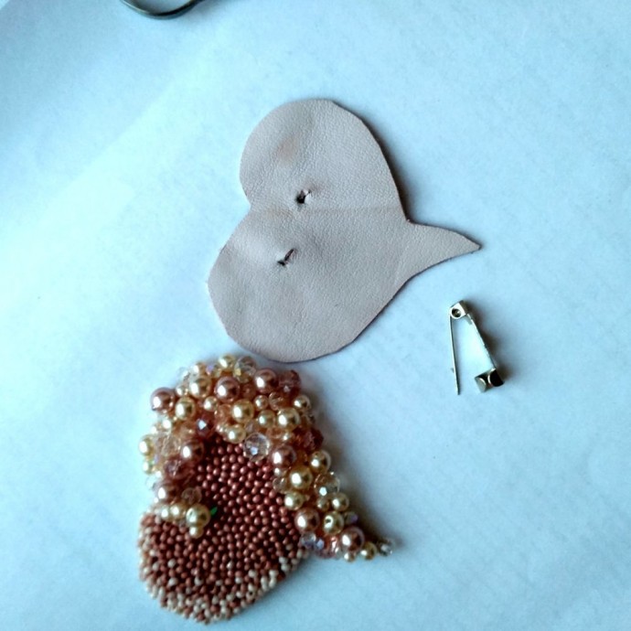 Брошь "Сердце" Брошь "Сердце"