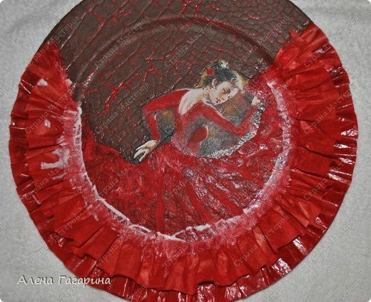 Потрясающая тарелка "Танцовщица Фламенко"