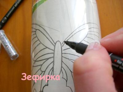 Бабочка из пластиковой бутылки