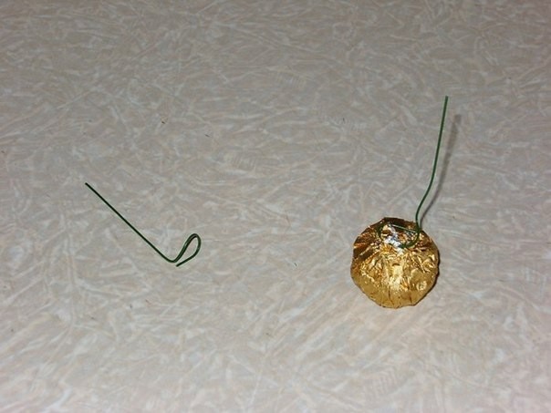 ​Ягода из конфетки