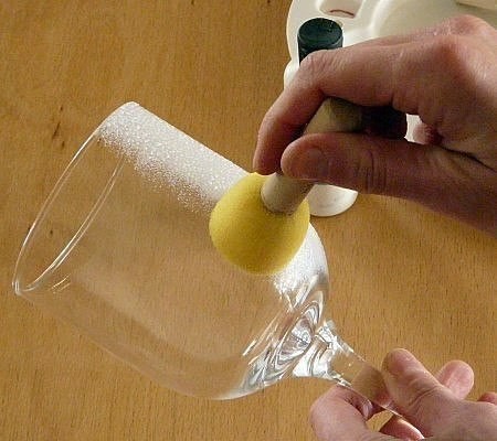 Декупаж бокала: превращаем в подсвечник