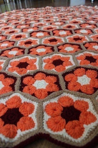 Коврик узором "Африканский цветок"