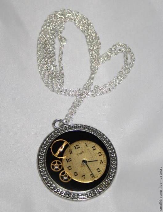 Кулон в стиле стимпанк Кулон в стиле стимпанк