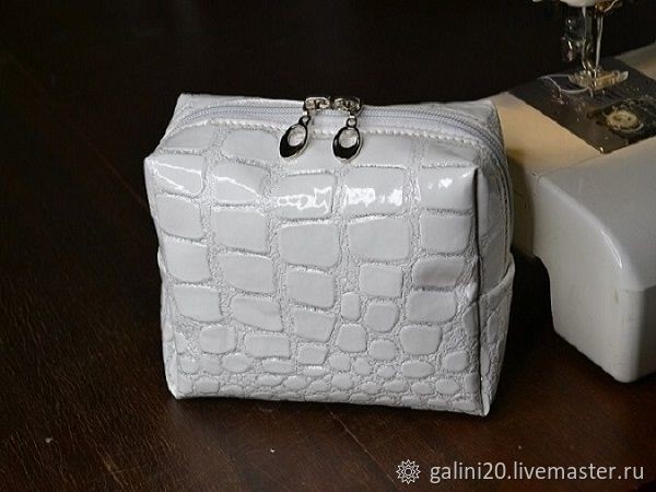Косметичка из экокожи