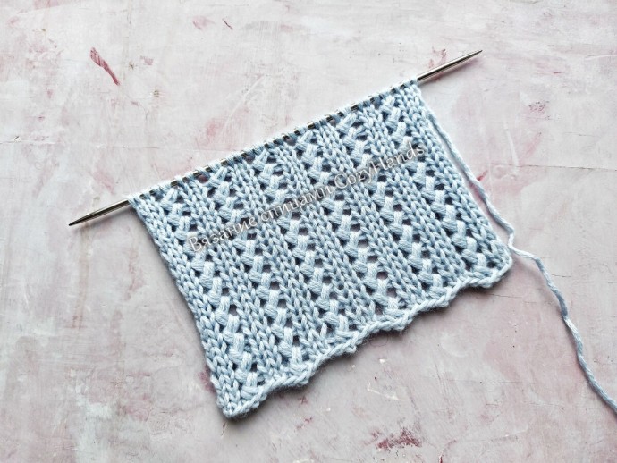 Изящный узор спицами: тонкие косички