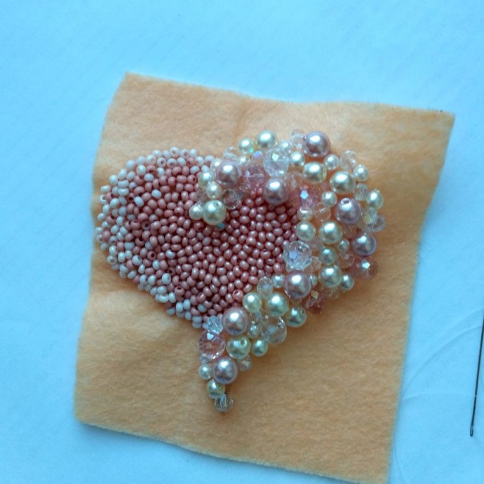 Брошь "Сердце" Брошь "Сердце"