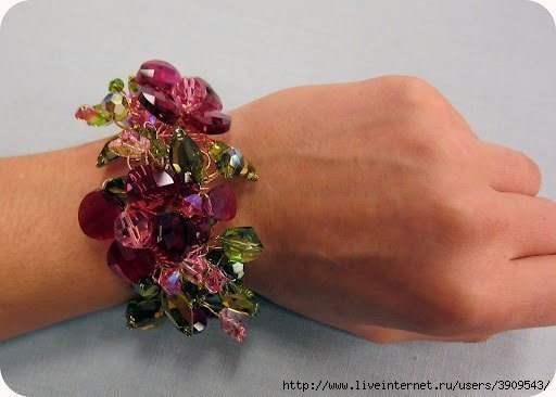 Очень красивый браслет