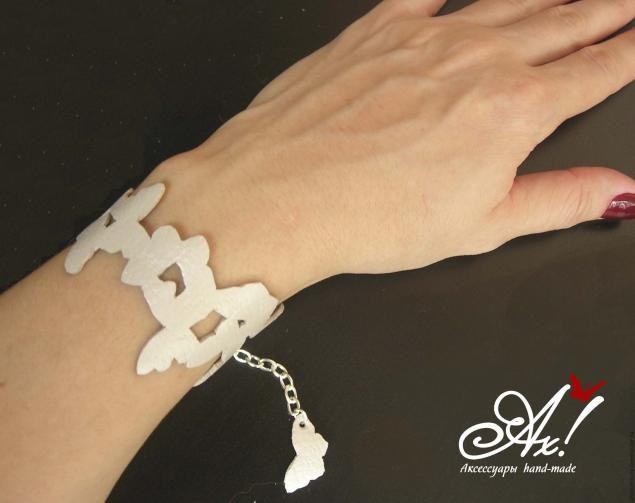 Бабочки на руке