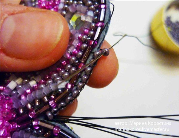 Вышиваем бисером колье с цветком: часть 2