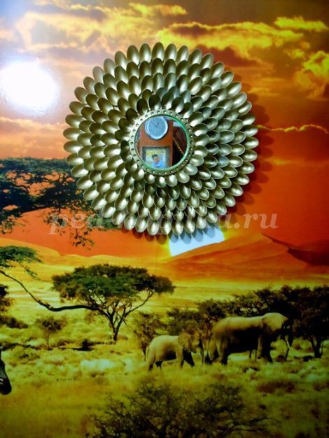 Декорирование зеркала своими руками: часть 2