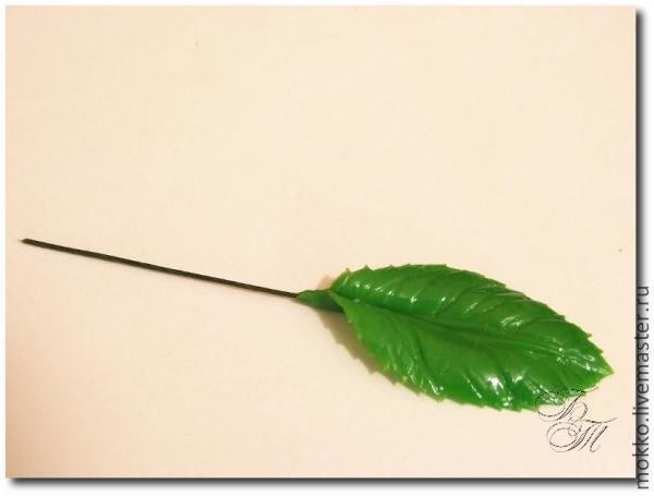 ​Лепим шиповник из полимерной глины: часть 2