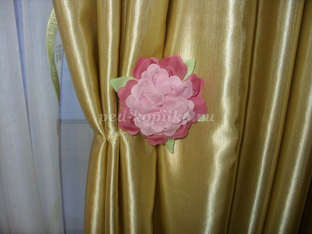 ​Цветок из шелка своими руками: часть 2