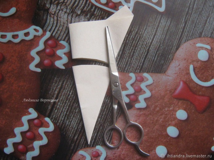 Оригинальное панно из бумажных узоров: часть 1