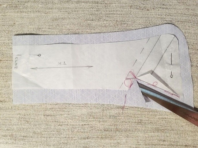 Обработка воротника мужской рубашки с кулисками для косточек Обработка воротника мужской рубашки с кулисками для косточек