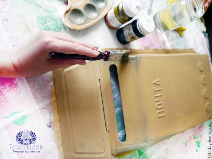 Декорируем старый почтовый ящик: часть 1
