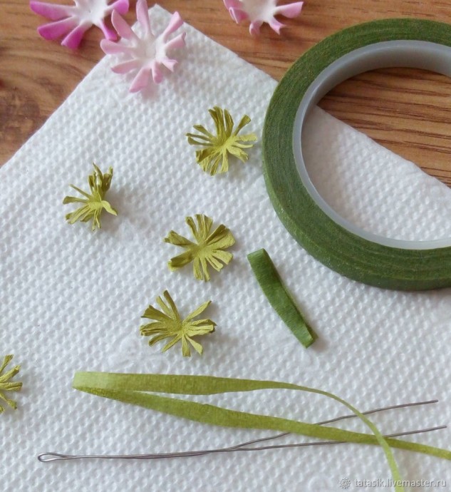 ​Изготавливаем клевер из фоамирана: часть 2